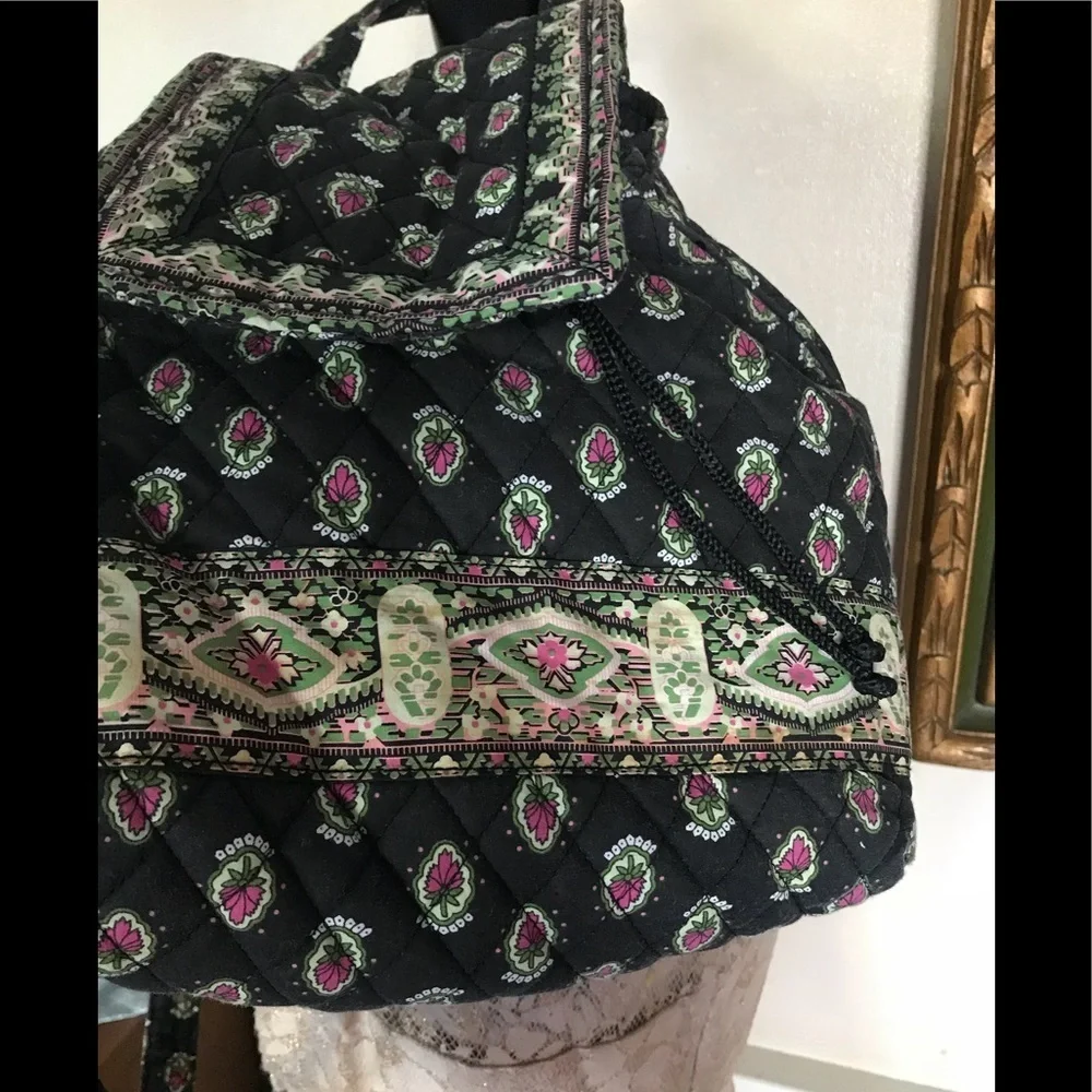 Bueno Collection Quilted Midnight Floral Backpack